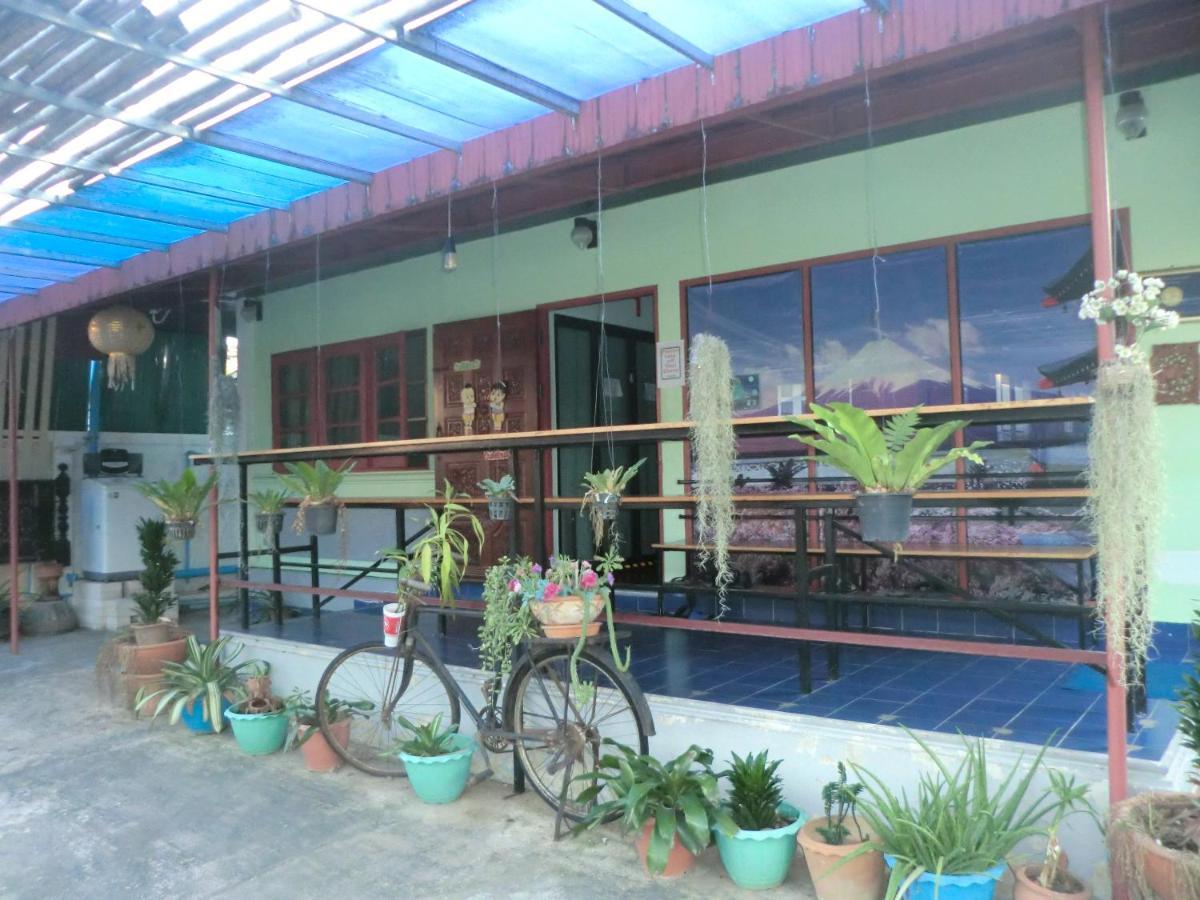 Sakura House Hostel Chiang Mai Exterior foto