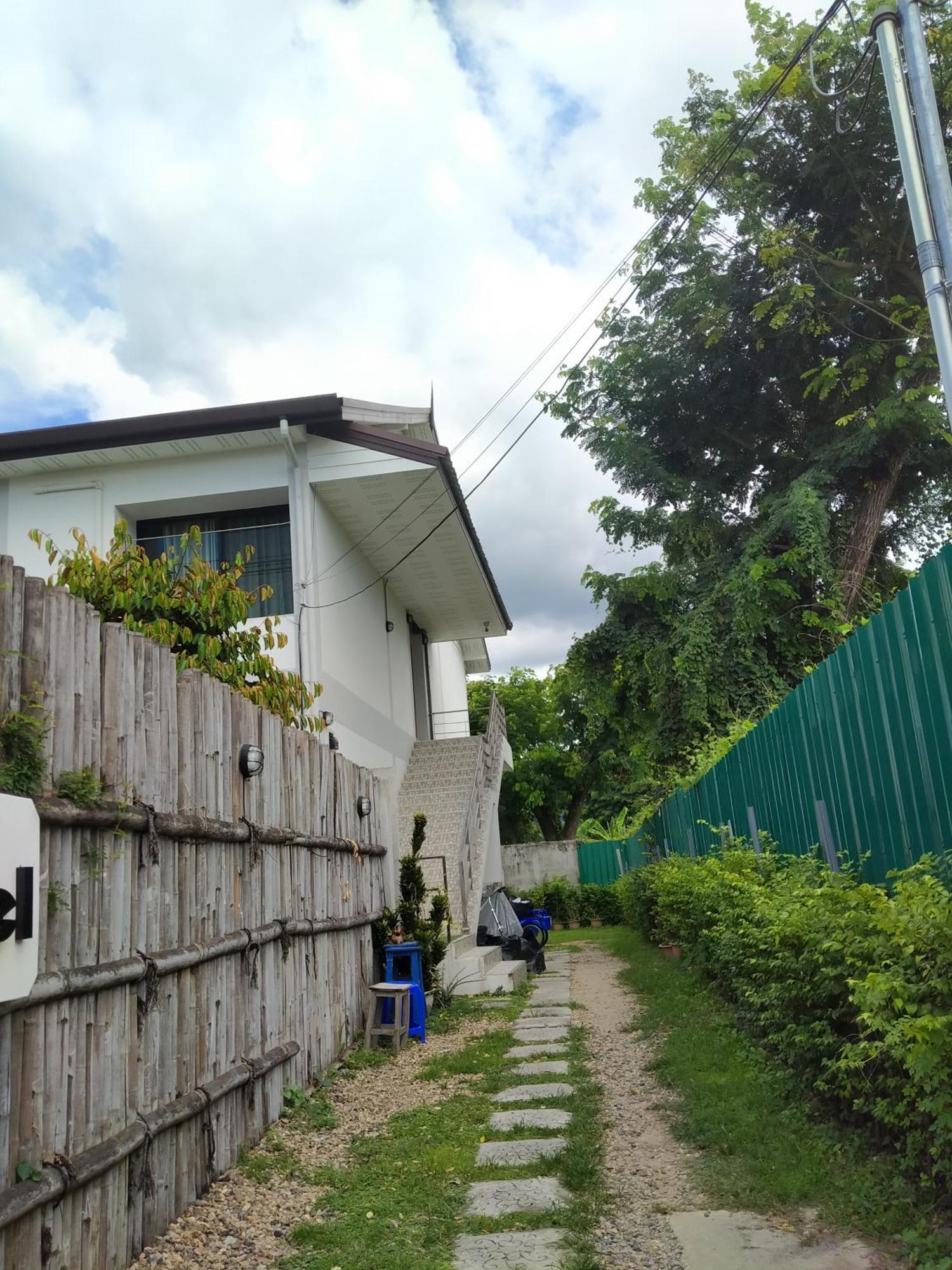Sakura House Hostel Chiang Mai Exterior foto