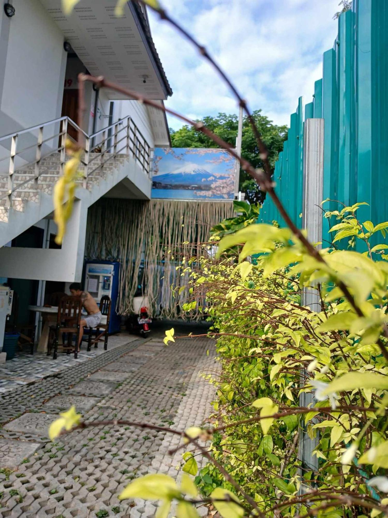 Sakura House Hostel Chiang Mai Exterior foto
