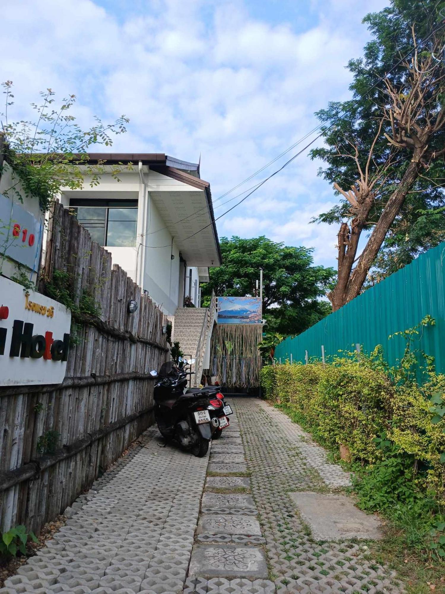 Sakura House Hostel Chiang Mai Exterior foto