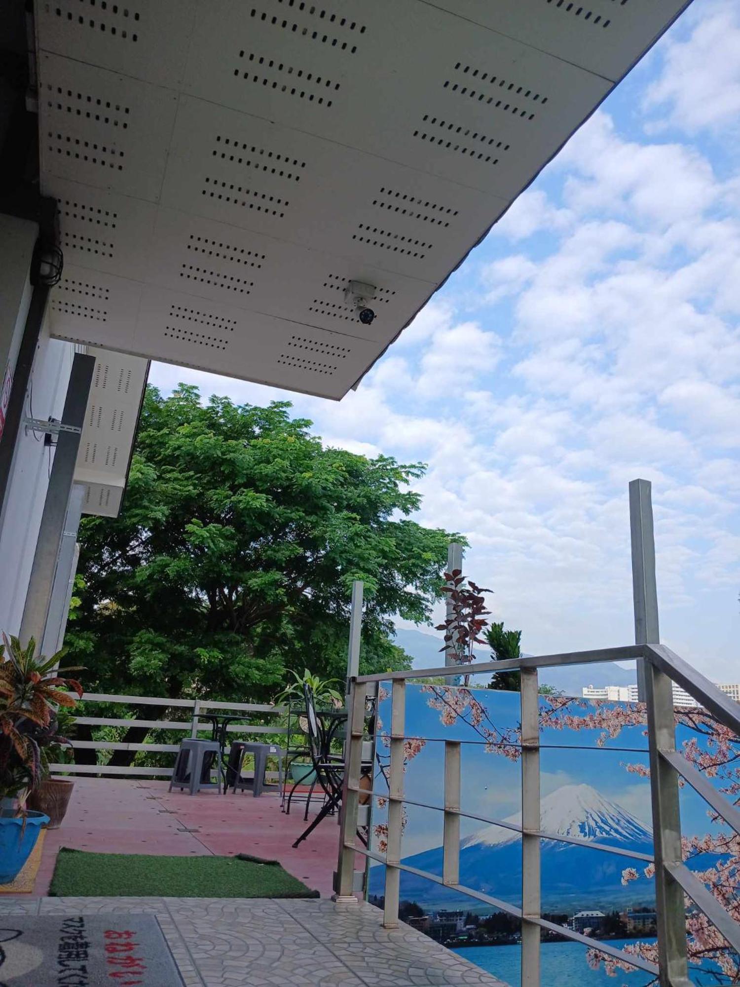 Sakura House Hostel Chiang Mai Exterior foto